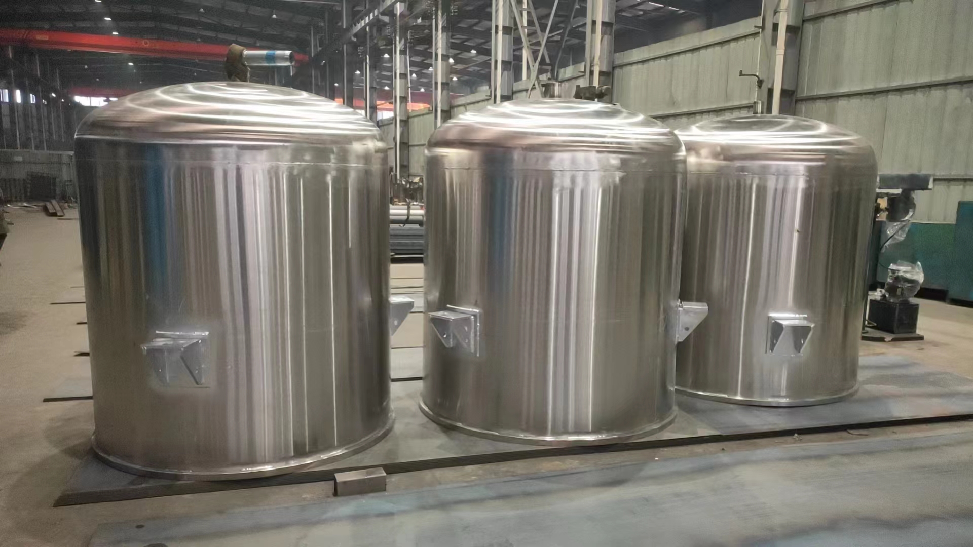 FCF型磁力密封反应釜，是一种间歇运行的化学反应釜